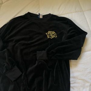 Black Soft Sweater With Gold Rose Design
